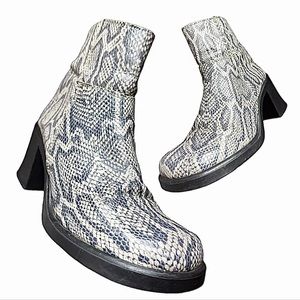 Steve Madden 90’s Snakeskin Boots